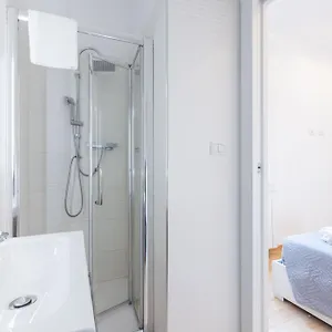 https://appartamento-giudei-10.emilia-romagnahotels.net